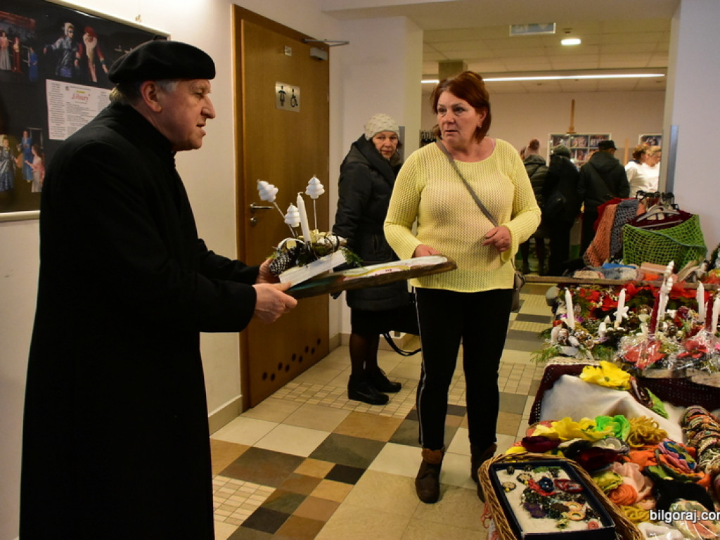 Kiermasz bożonarodzeniowy w BCK (FOTO)