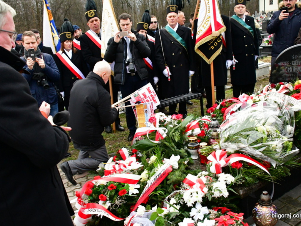 Pamiętają o ofiarach stanu wojennego (FOTO)