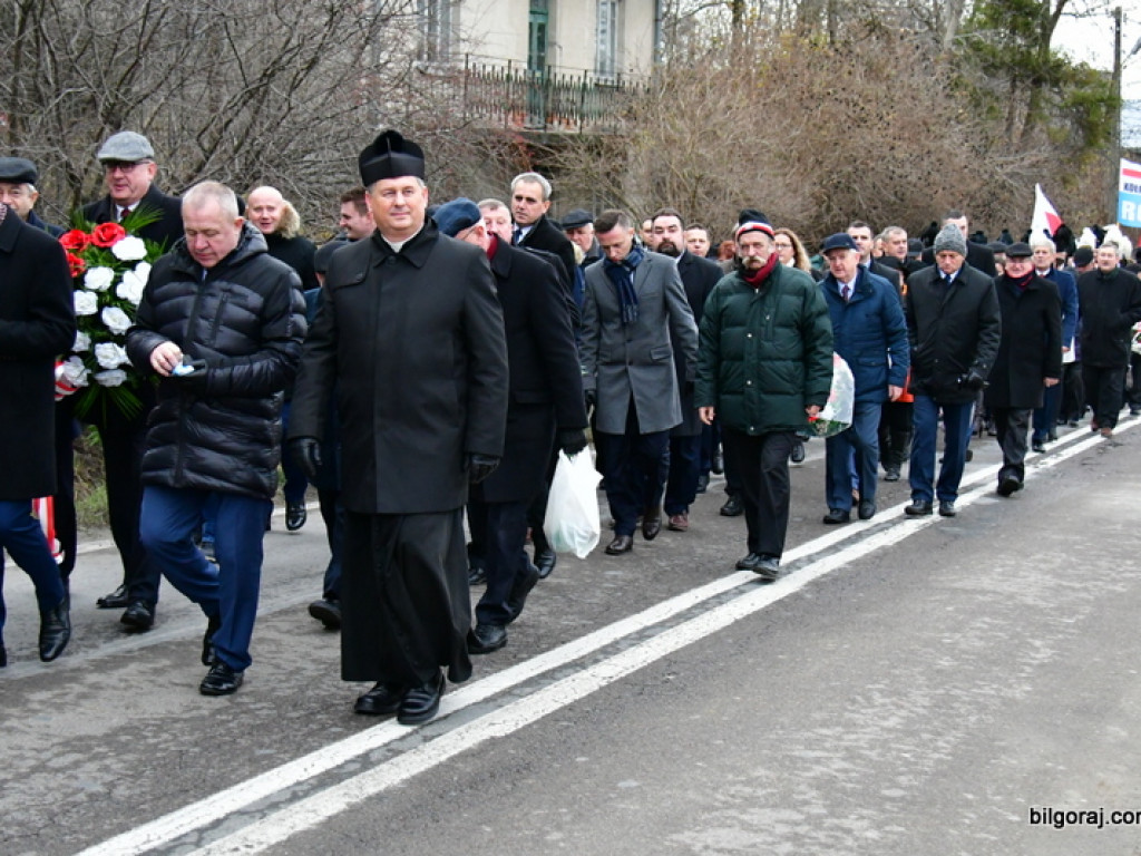 Pamiętają o ofiarach stanu wojennego (FOTO)