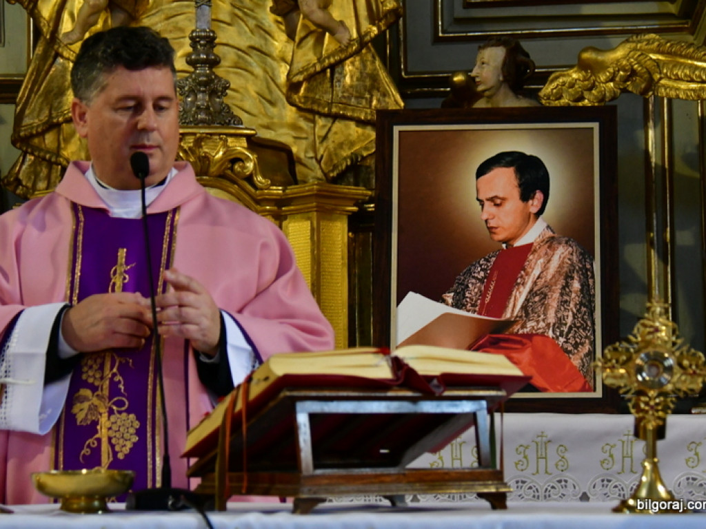 Pamiętają o ofiarach stanu wojennego (FOTO)