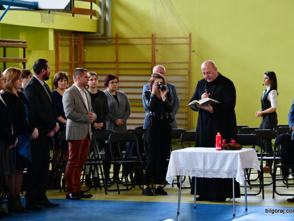 Jasełka w ZSBiO (FOTO)