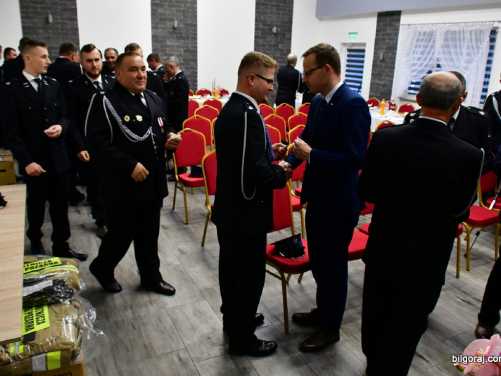 Specjalistyczny sprzęt dla strażaków ochotników (FOTO)