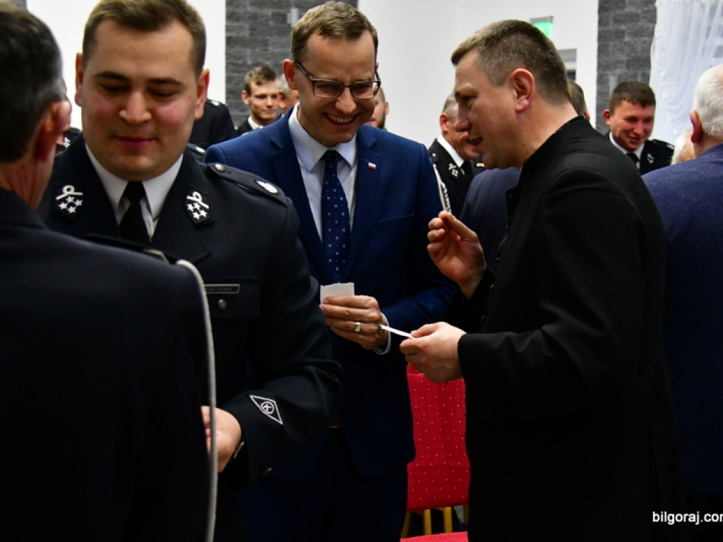 Specjalistyczny sprzęt dla strażaków ochotników (FOTO)