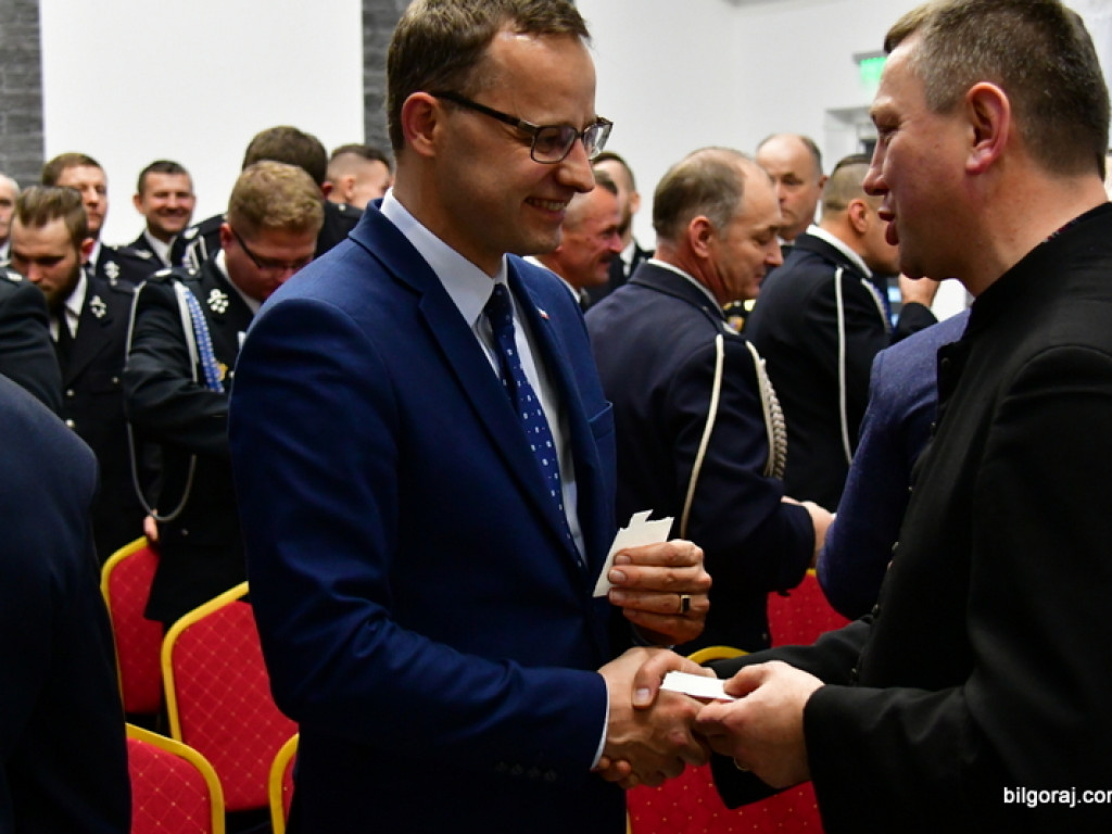 Specjalistyczny sprzęt dla strażaków ochotników (FOTO)