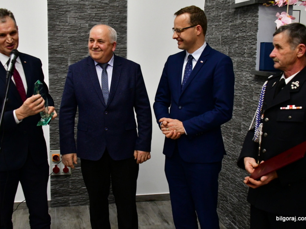 Specjalistyczny sprzęt dla strażaków ochotników (FOTO)