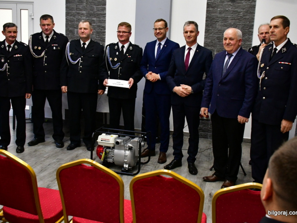 Specjalistyczny sprzęt dla strażaków ochotników (FOTO)