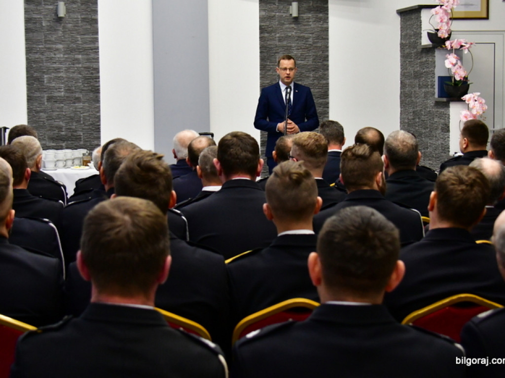Specjalistyczny sprzęt dla strażaków ochotników (FOTO)