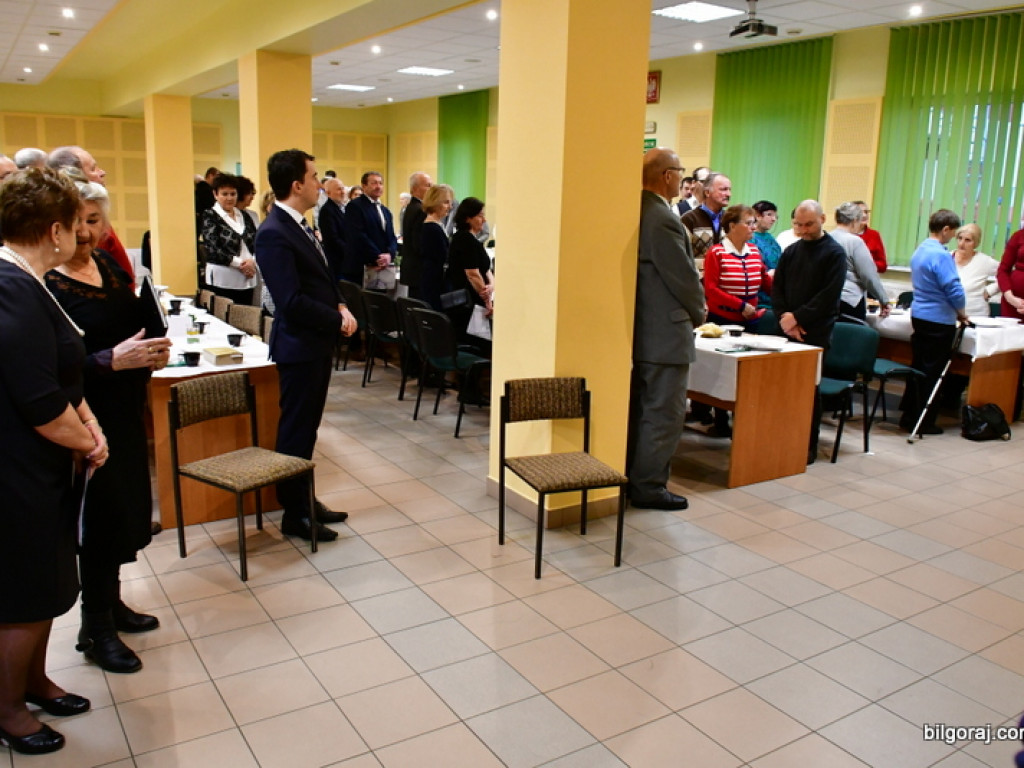 Wigilia PCK dla osób potrzebujących (FOTO)