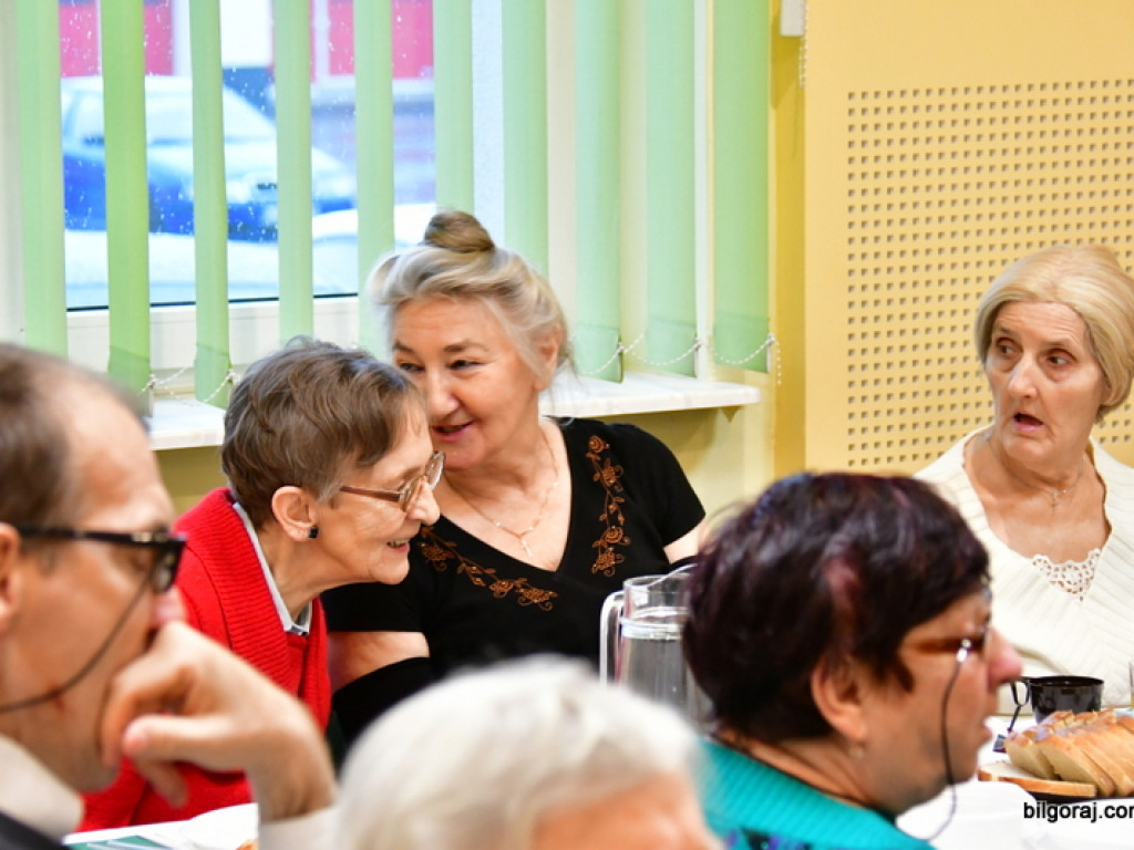 Wigilia PCK dla osób potrzebujących (FOTO)