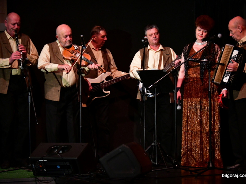 Koncert świąteczno - noworoczny pożegnaniem dyrektora Stefana Szmidta (FOTO)