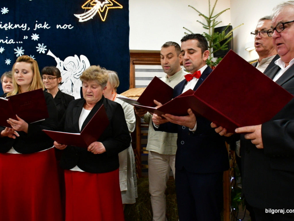 Wspólne kolędowanie w Nadrzeczu (FOTO)