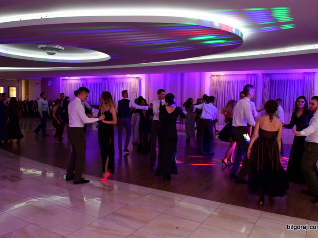 Bal maturalny uczniów Zespołu Szkół Leśnych (FOTO, VIDEO)