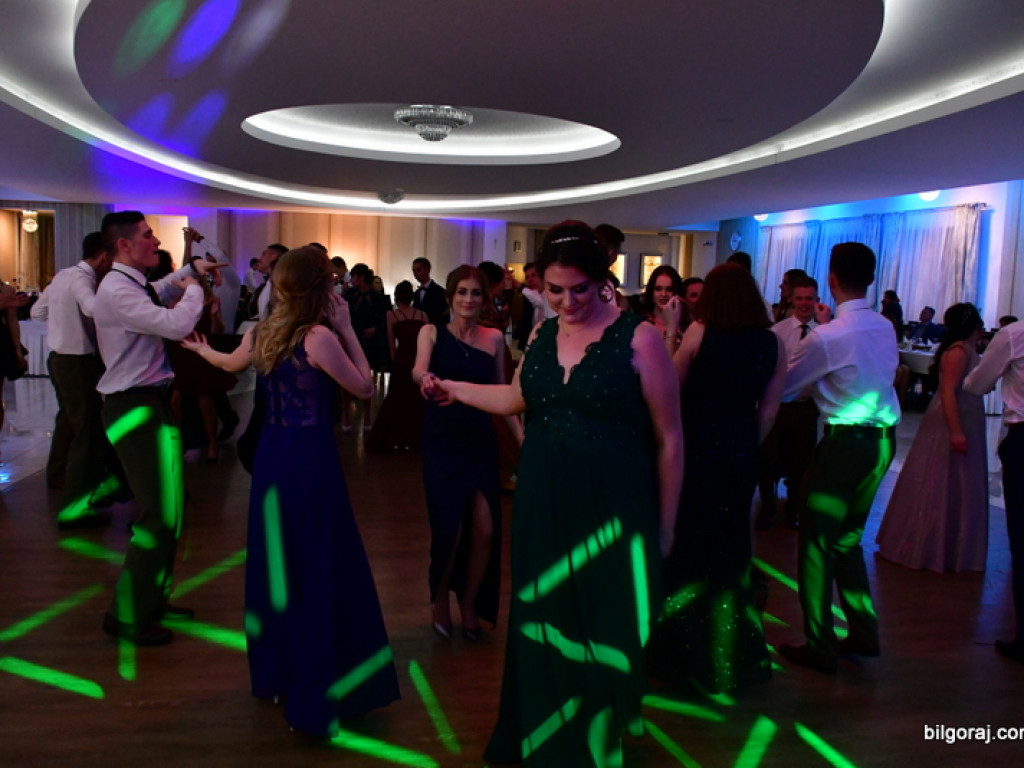 Bal maturalny uczniów Zespołu Szkół Leśnych (FOTO, VIDEO)