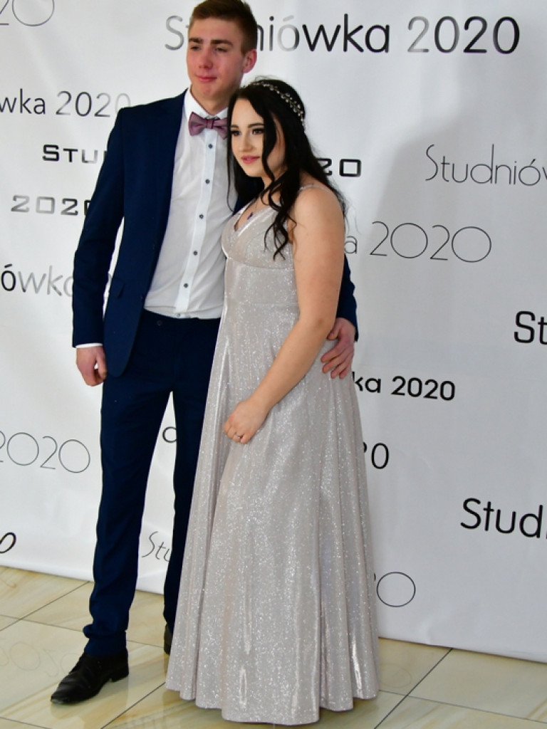 Bal maturalny uczniów Zespołu Szkół Leśnych (FOTO, VIDEO)
