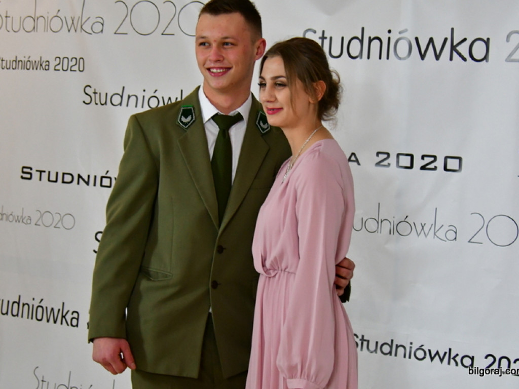 Bal maturalny uczniów Zespołu Szkół Leśnych (FOTO, VIDEO)