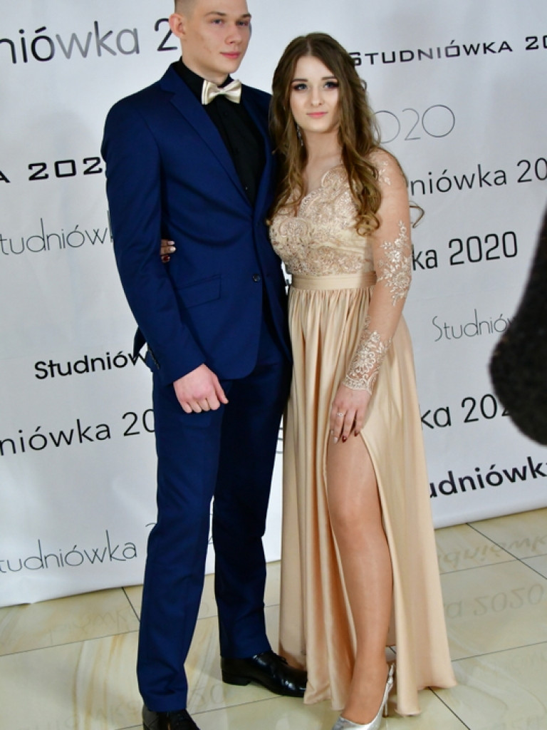 Bal maturalny uczniów Zespołu Szkół Leśnych (FOTO, VIDEO)