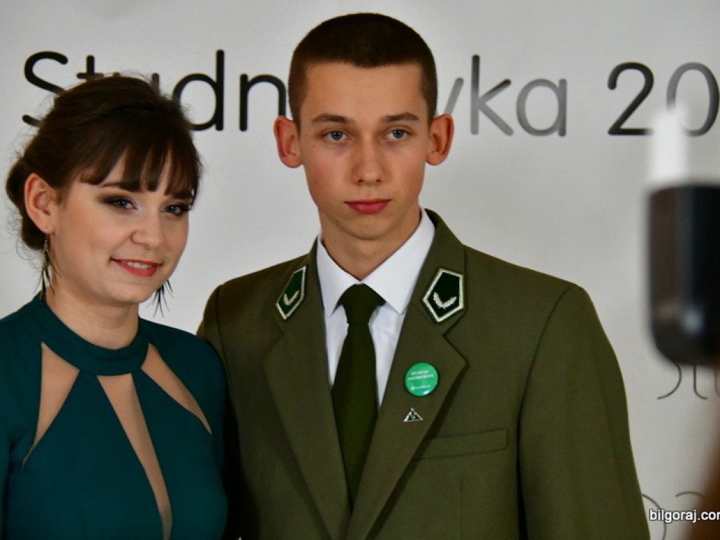 Bal maturalny uczniów Zespołu Szkół Leśnych (FOTO, VIDEO)