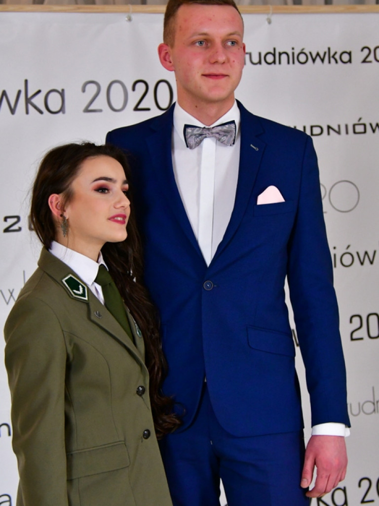 Bal maturalny uczniów Zespołu Szkół Leśnych (FOTO, VIDEO)