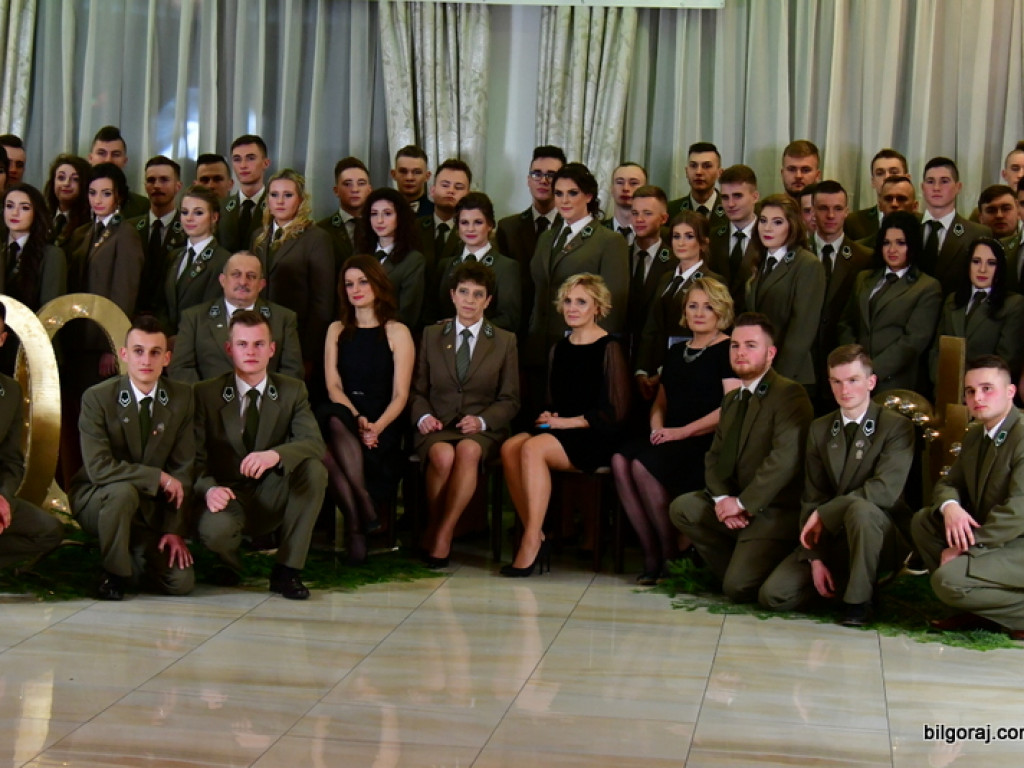 Bal maturalny uczniów Zespołu Szkół Leśnych (FOTO, VIDEO)