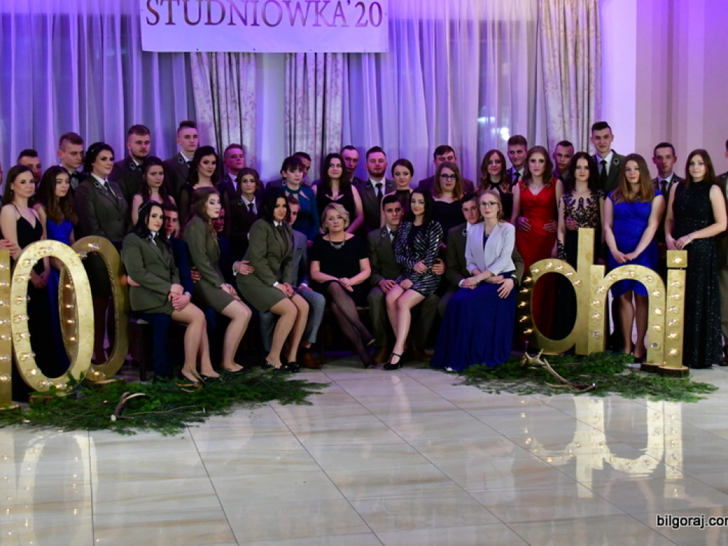 Bal maturalny uczniów Zespołu Szkół Leśnych (FOTO, VIDEO)