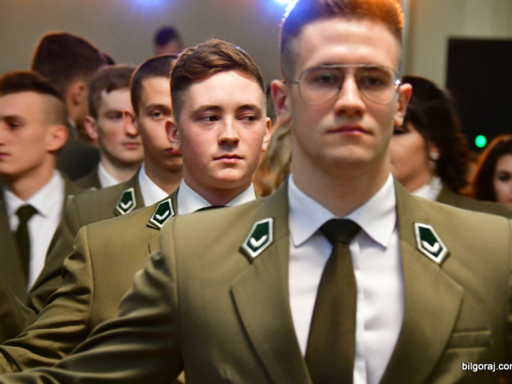Bal maturalny uczniów Zespołu Szkół Leśnych (FOTO, VIDEO)