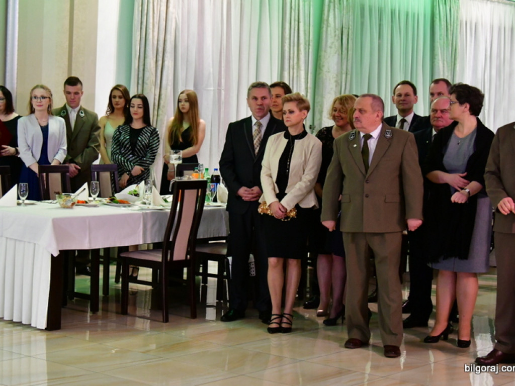 Bal maturalny uczniów Zespołu Szkół Leśnych (FOTO, VIDEO)