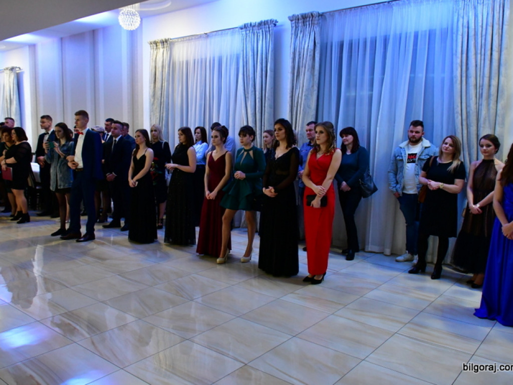 Bal maturalny uczniów Zespołu Szkół Leśnych (FOTO, VIDEO)
