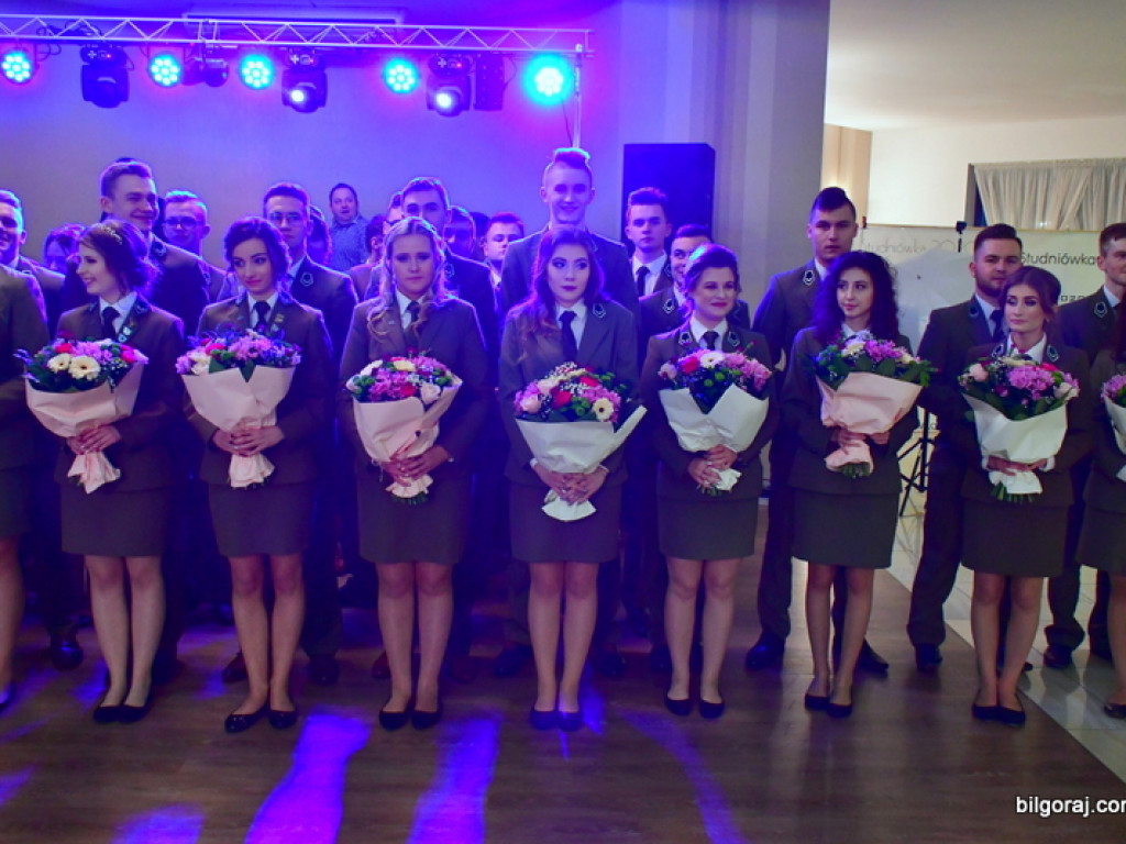 Bal maturalny uczniów Zespołu Szkół Leśnych (FOTO, VIDEO)
