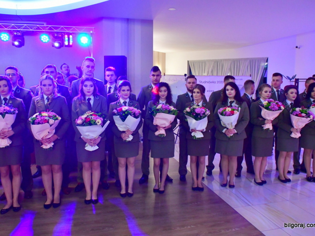 Bal maturalny uczniów Zespołu Szkół Leśnych (FOTO, VIDEO)