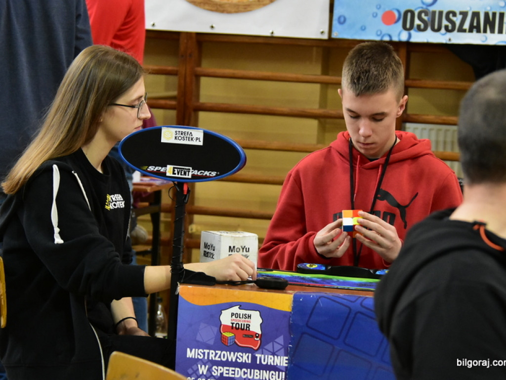 Mistrzowski Turniej w Speedcubingu (FOTO)