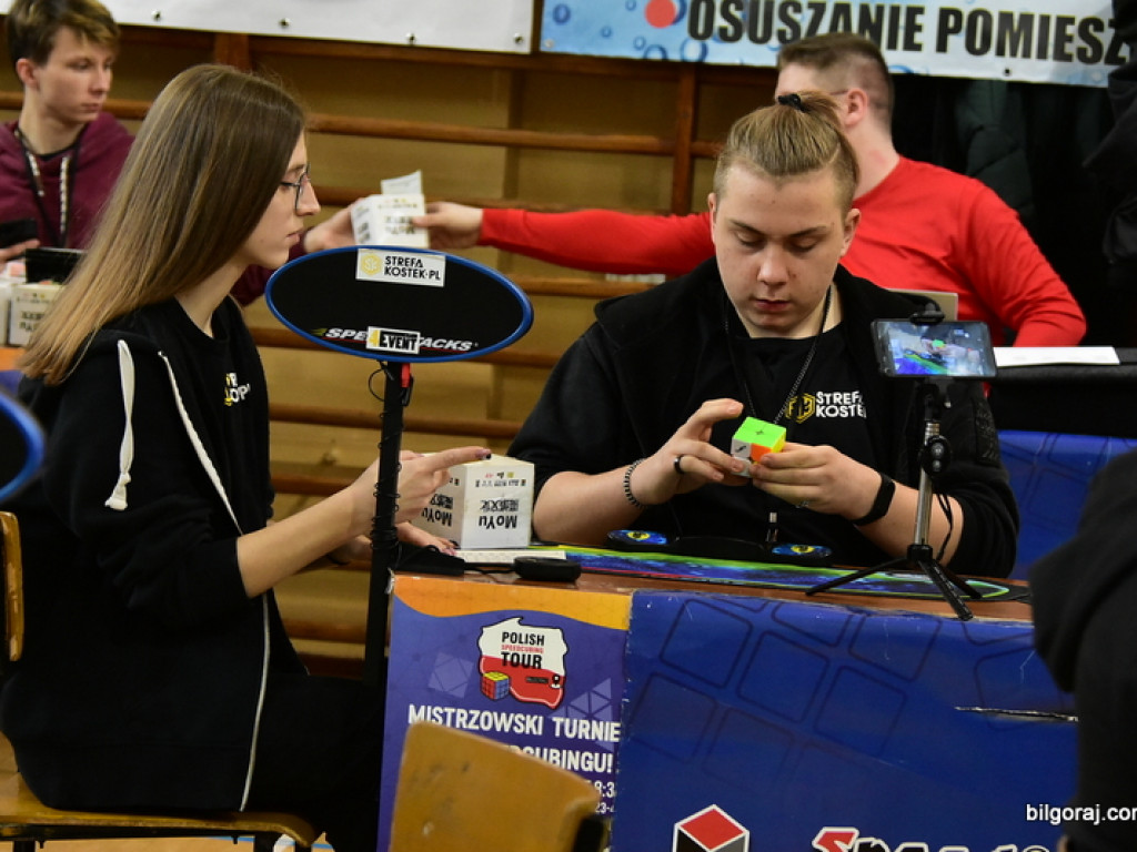 Mistrzowski Turniej w Speedcubingu (FOTO)