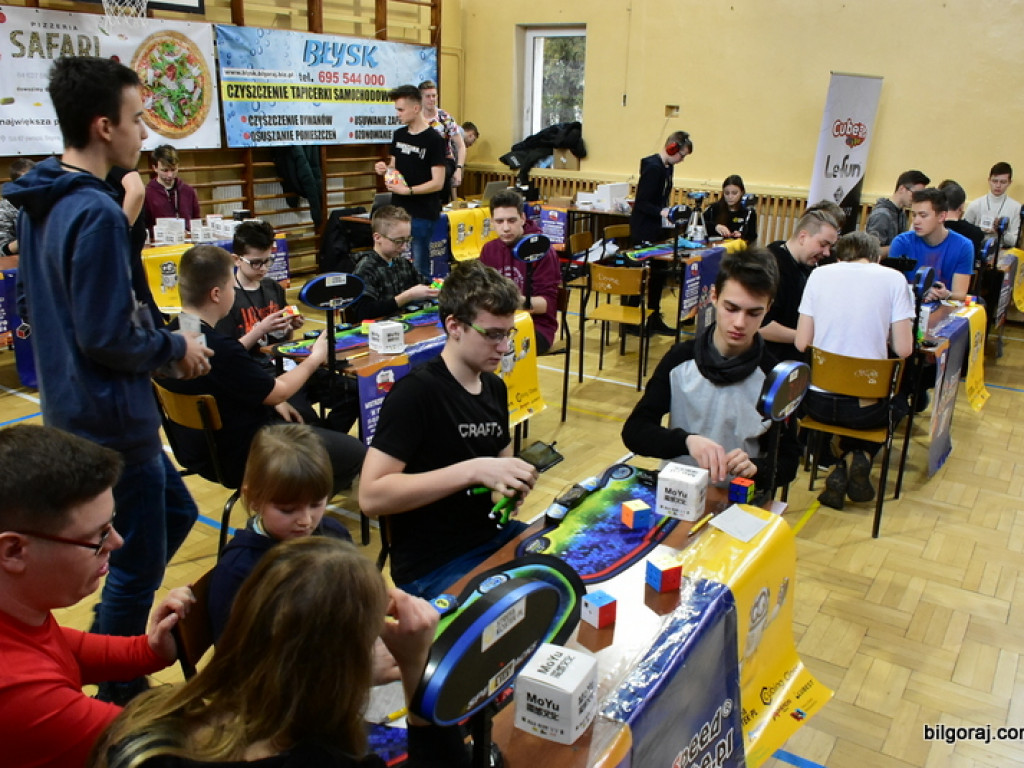 Mistrzowski Turniej w Speedcubingu (FOTO)