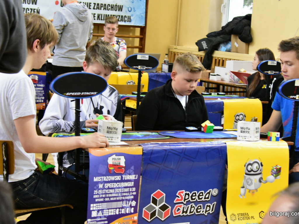 Mistrzowski Turniej w Speedcubingu (FOTO)