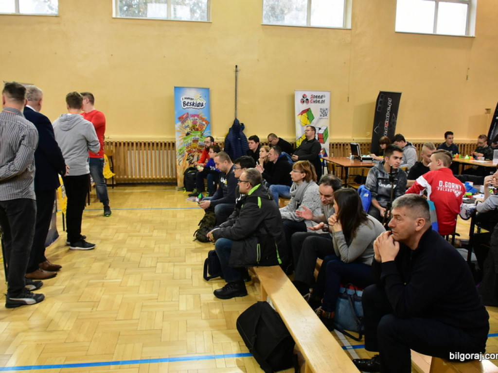 Mistrzowski Turniej w Speedcubingu (FOTO)