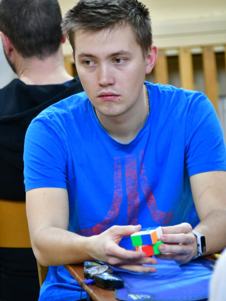Mistrzowski Turniej w Speedcubingu (FOTO)