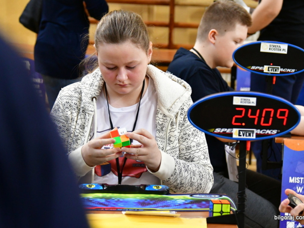 Mistrzowski Turniej w Speedcubingu (FOTO)
