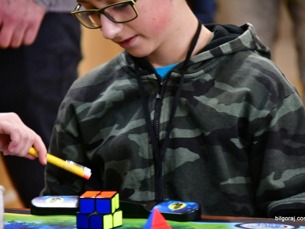 Mistrzowski Turniej w Speedcubingu (FOTO)