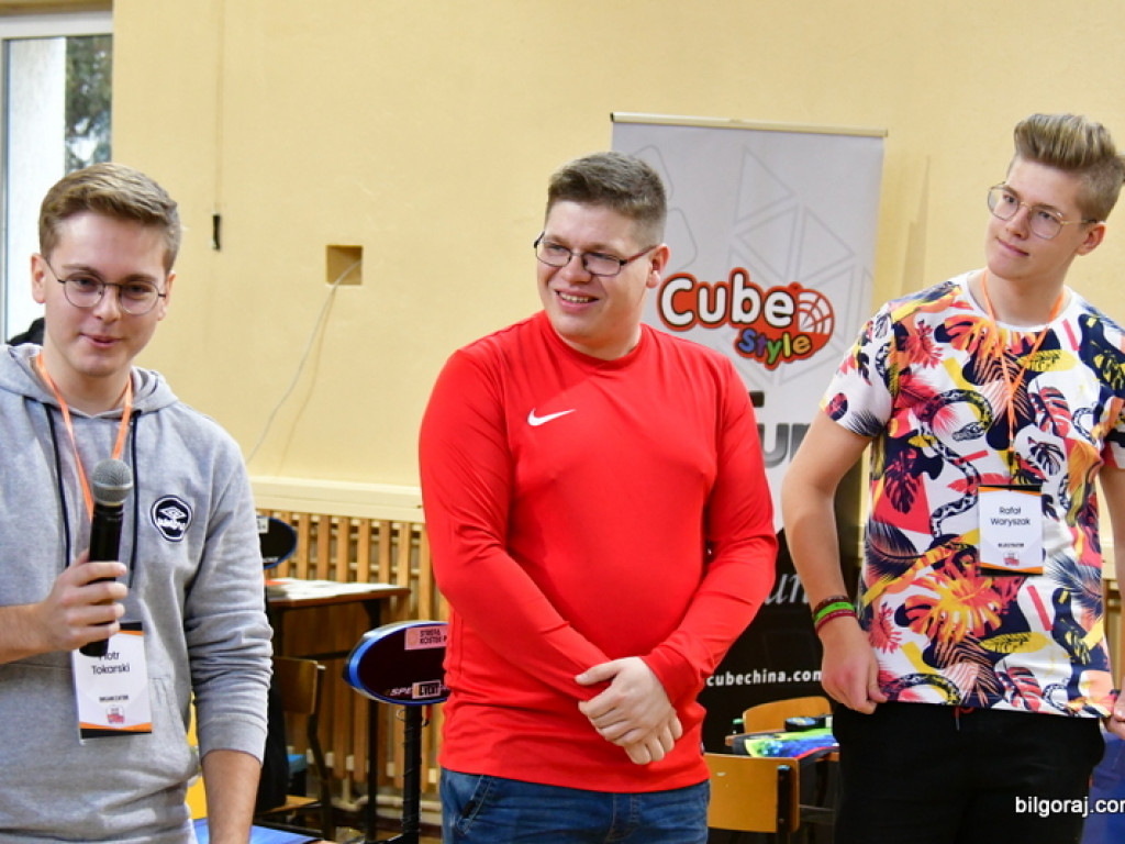 Mistrzowski Turniej w Speedcubingu (FOTO)