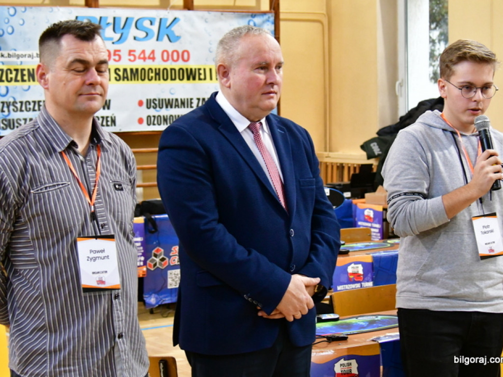 Mistrzowski Turniej w Speedcubingu (FOTO)