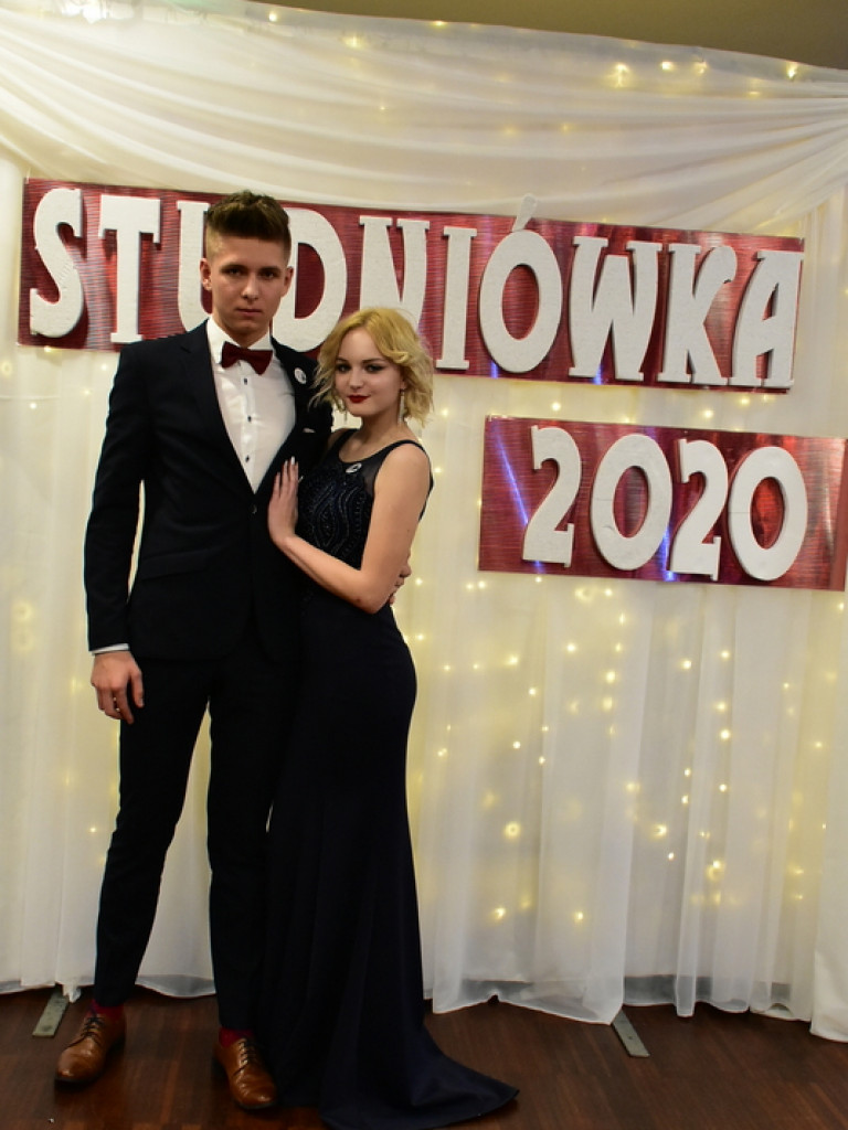 Studniówka 