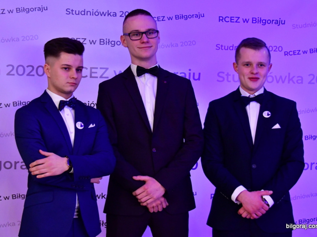 Studniówka 