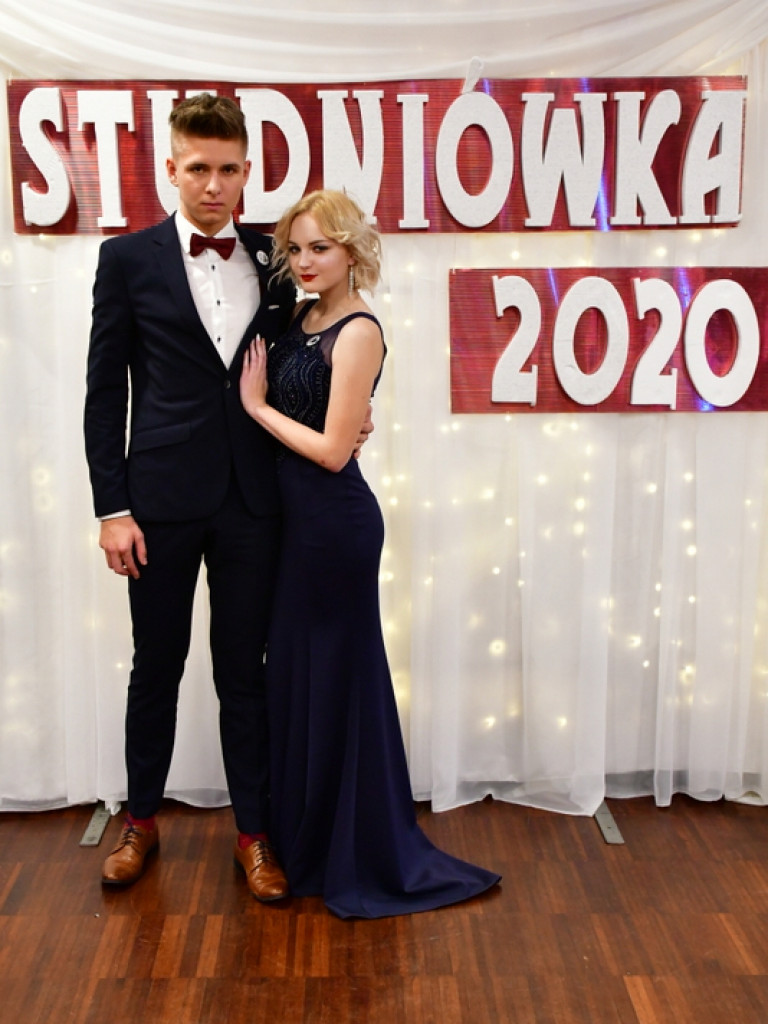 Studniówka 