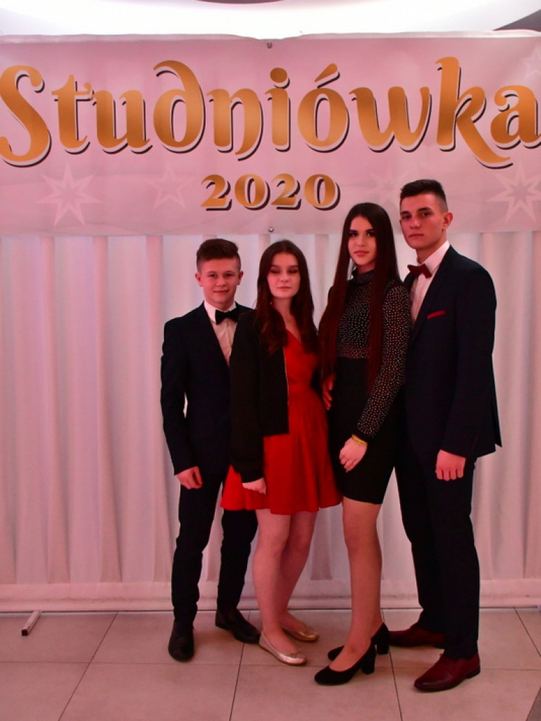 Studniówka 