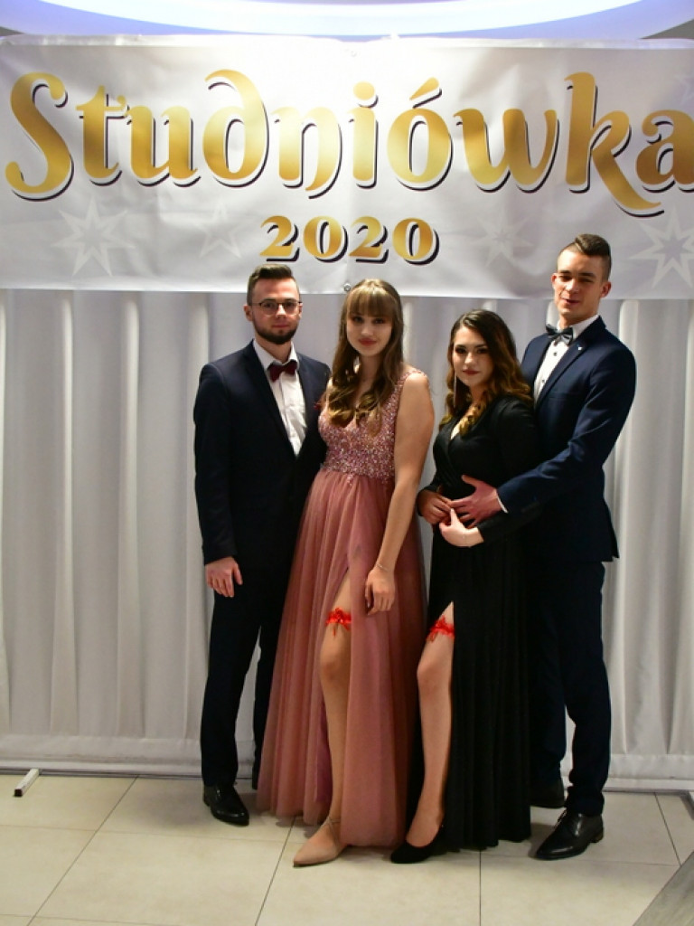 Studniówka 