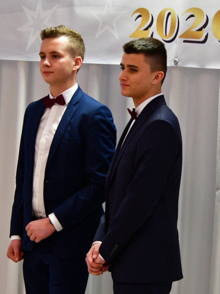 Studniówka 