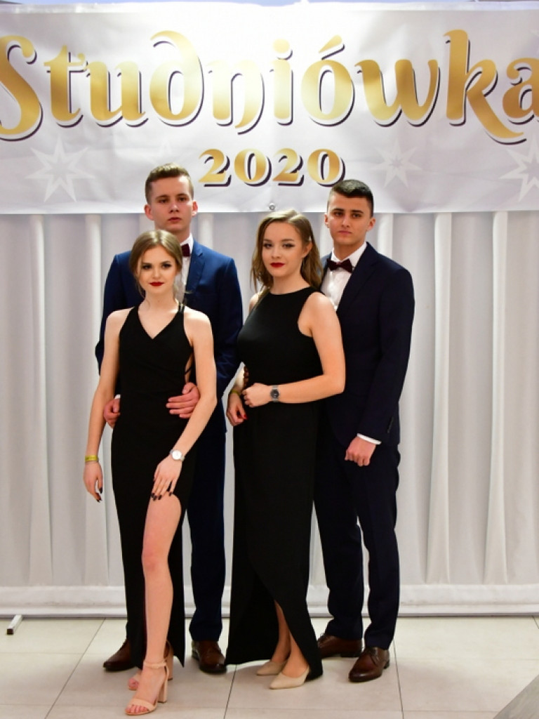 Studniówka 