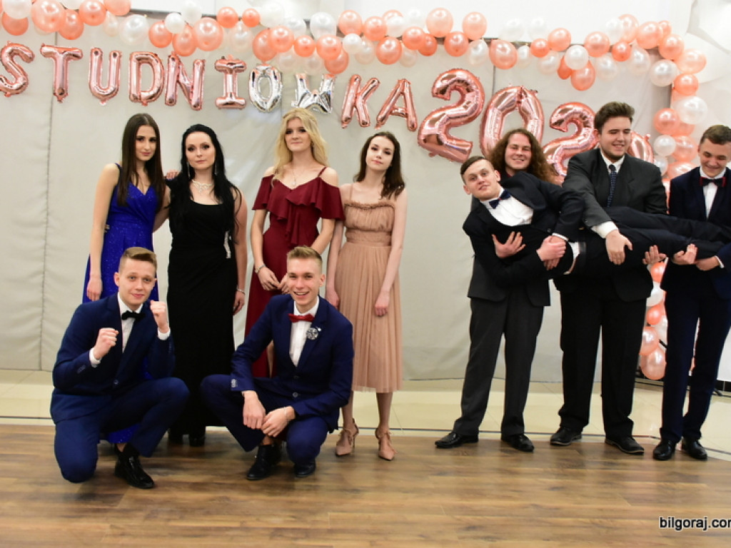 Studniówka 