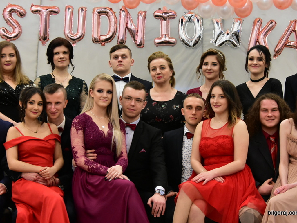 Studniówka 