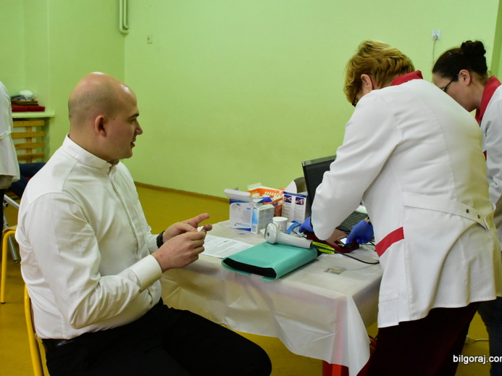 Krwią podzielono się w Majdanie Starym (FOTO)