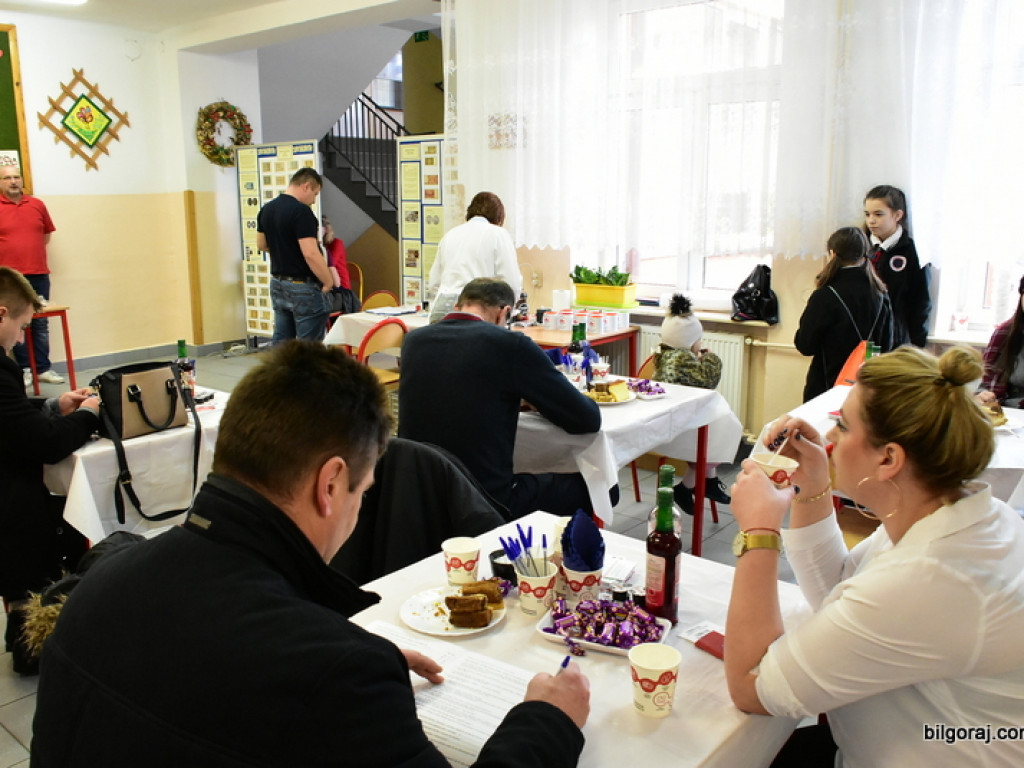 Krwią podzielono się w Majdanie Starym (FOTO)